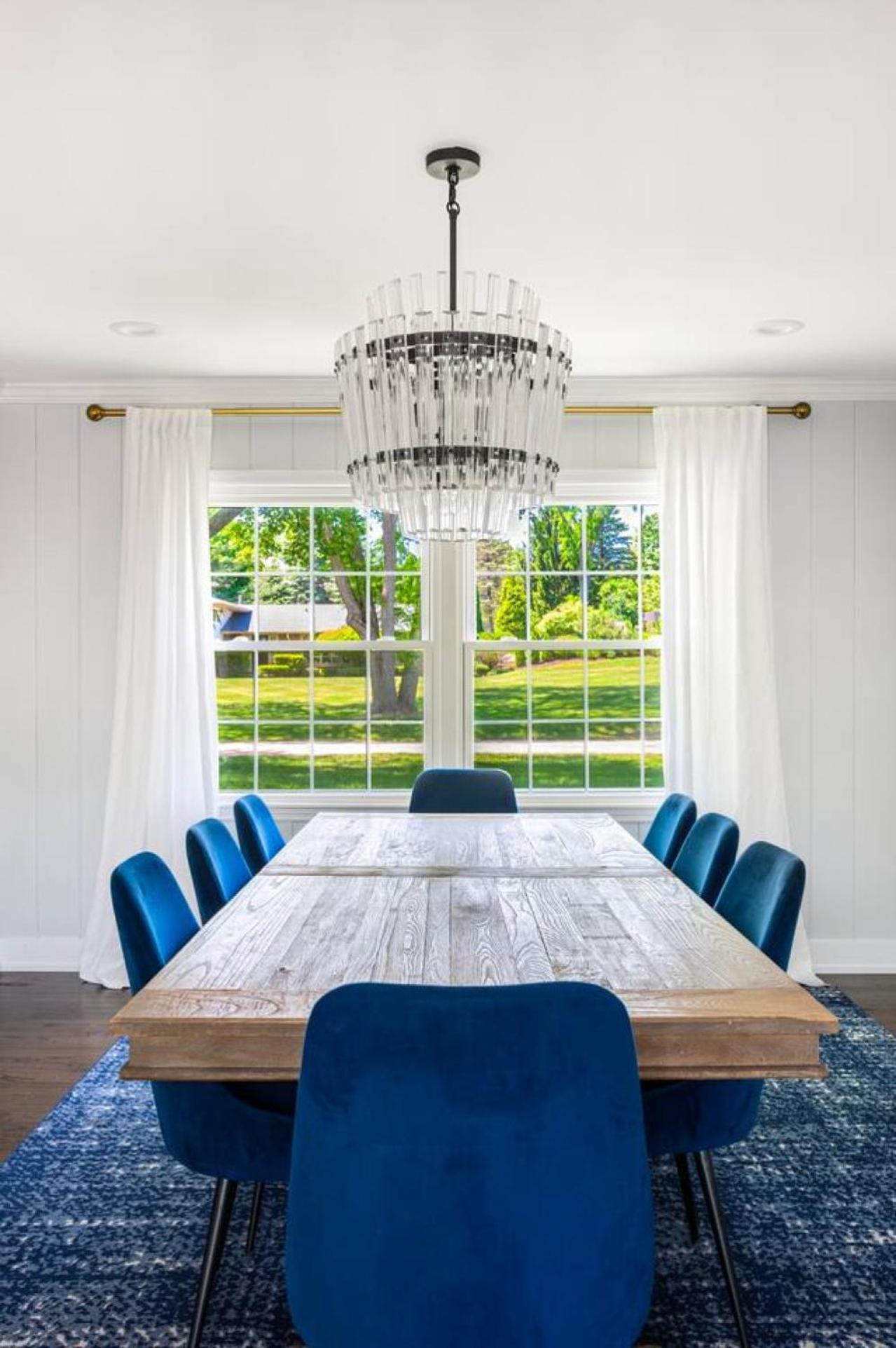 Spacious, Luxury Renovated Home With 4 Kings, Firepit Glen Ellyn Εξωτερικό φωτογραφία