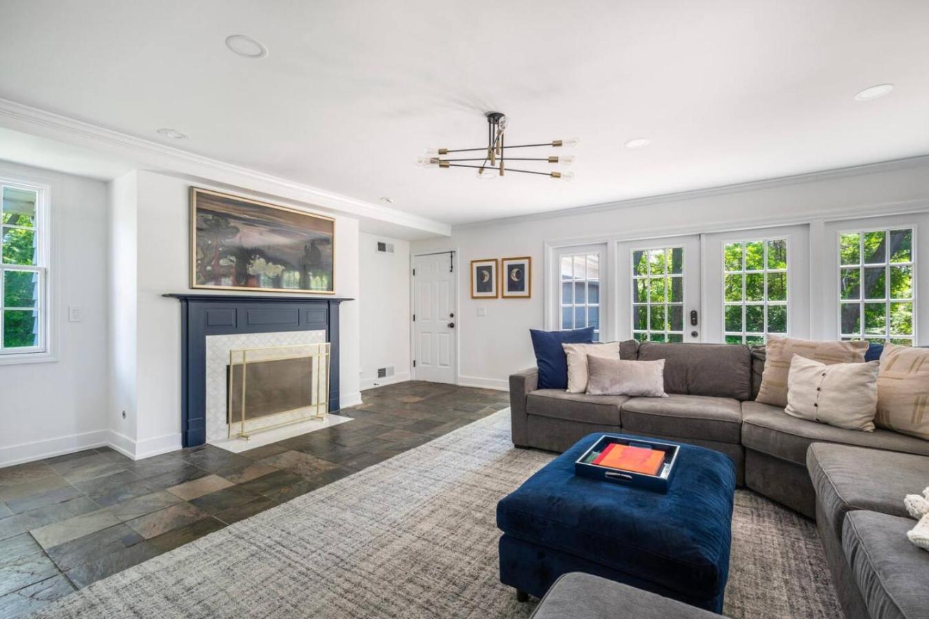 Spacious, Luxury Renovated Home With 4 Kings, Firepit Glen Ellyn Εξωτερικό φωτογραφία